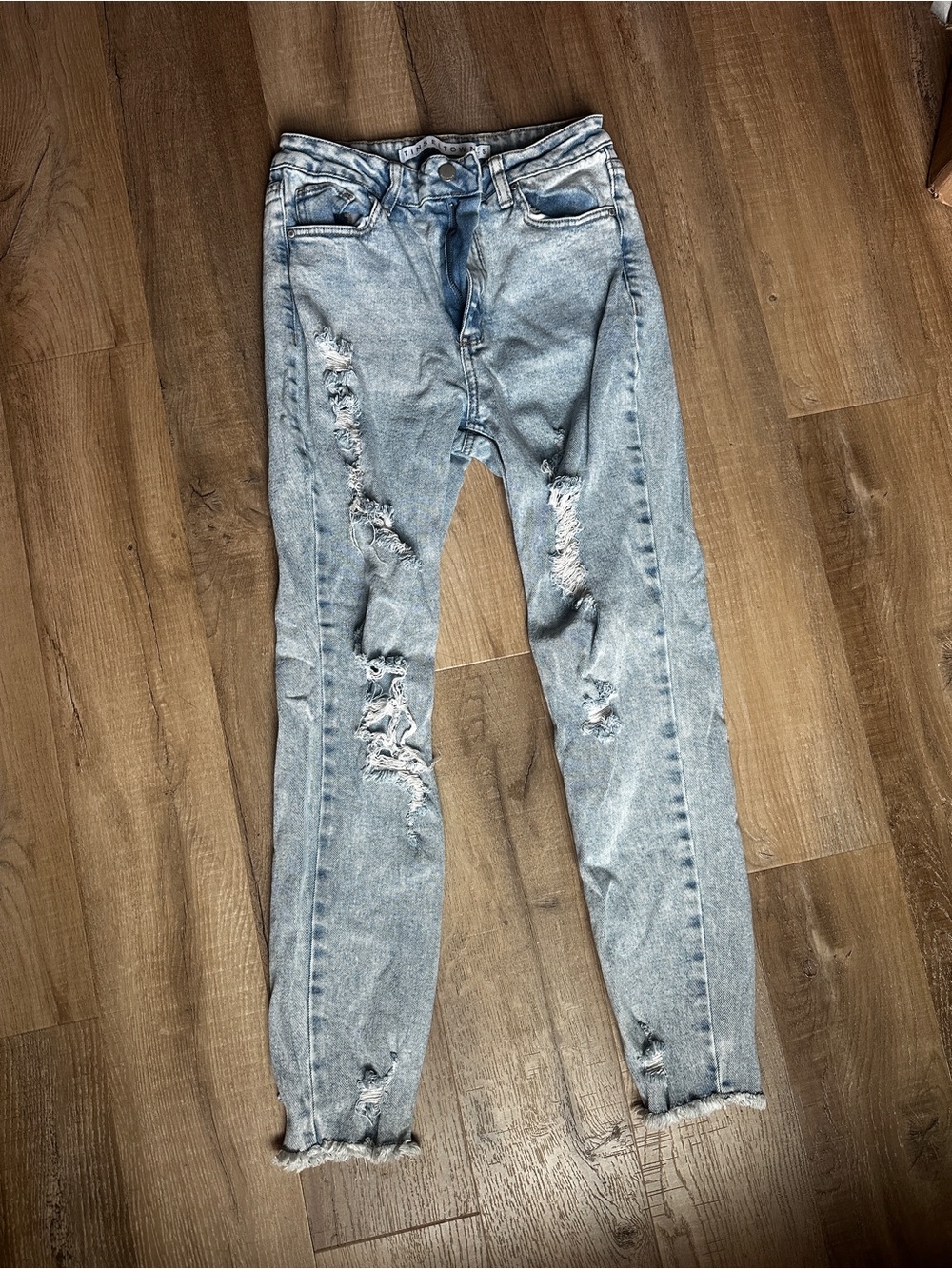 Tinseltown Light Acid Wash Distressed High Waisted Jeans - Size 5